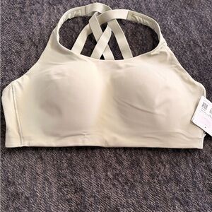 Lululemon Energy Bra *High Support,
B-DDD Cups
Fog Green
Size 38D